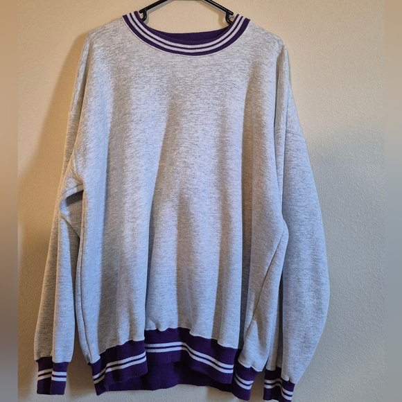 Vintage Gray Sweatshirt with Purple Trim - Picture 1 of 5